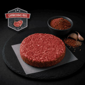 Carne molida con especias y ajos.